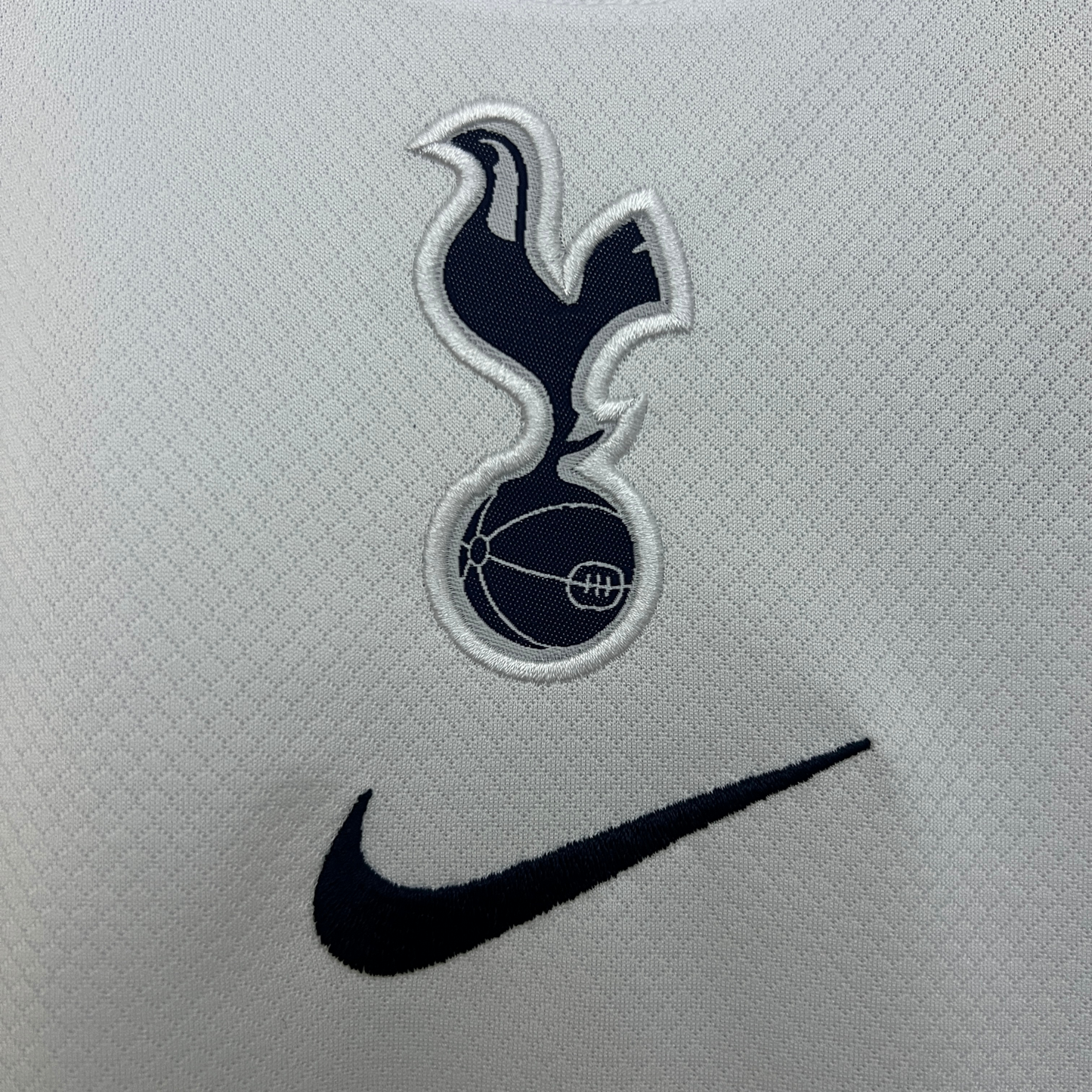 Tottenham Hotspur Home Kit 25/26 Kids