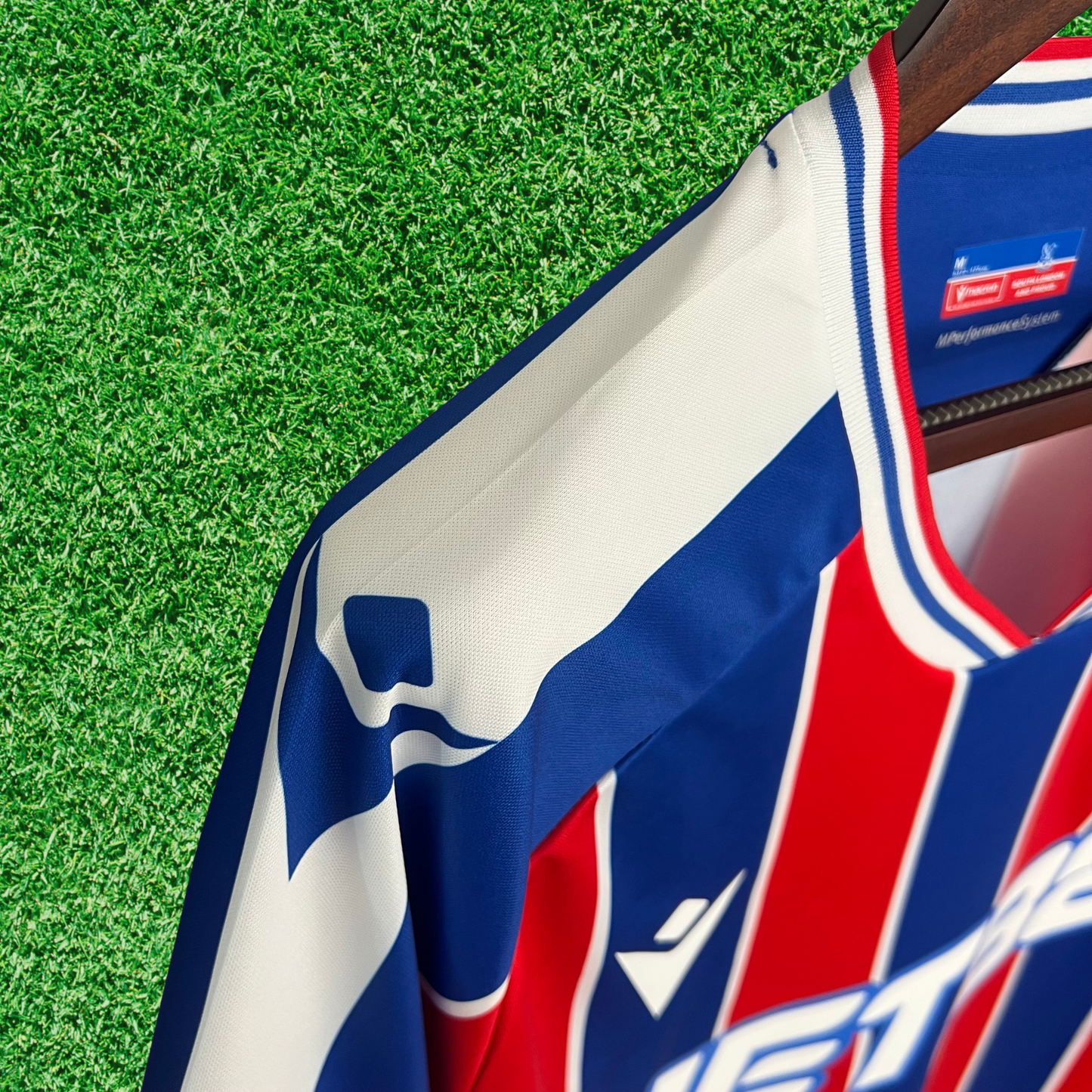 Crystal Palace Home Jersey 25/26 Fan Version 