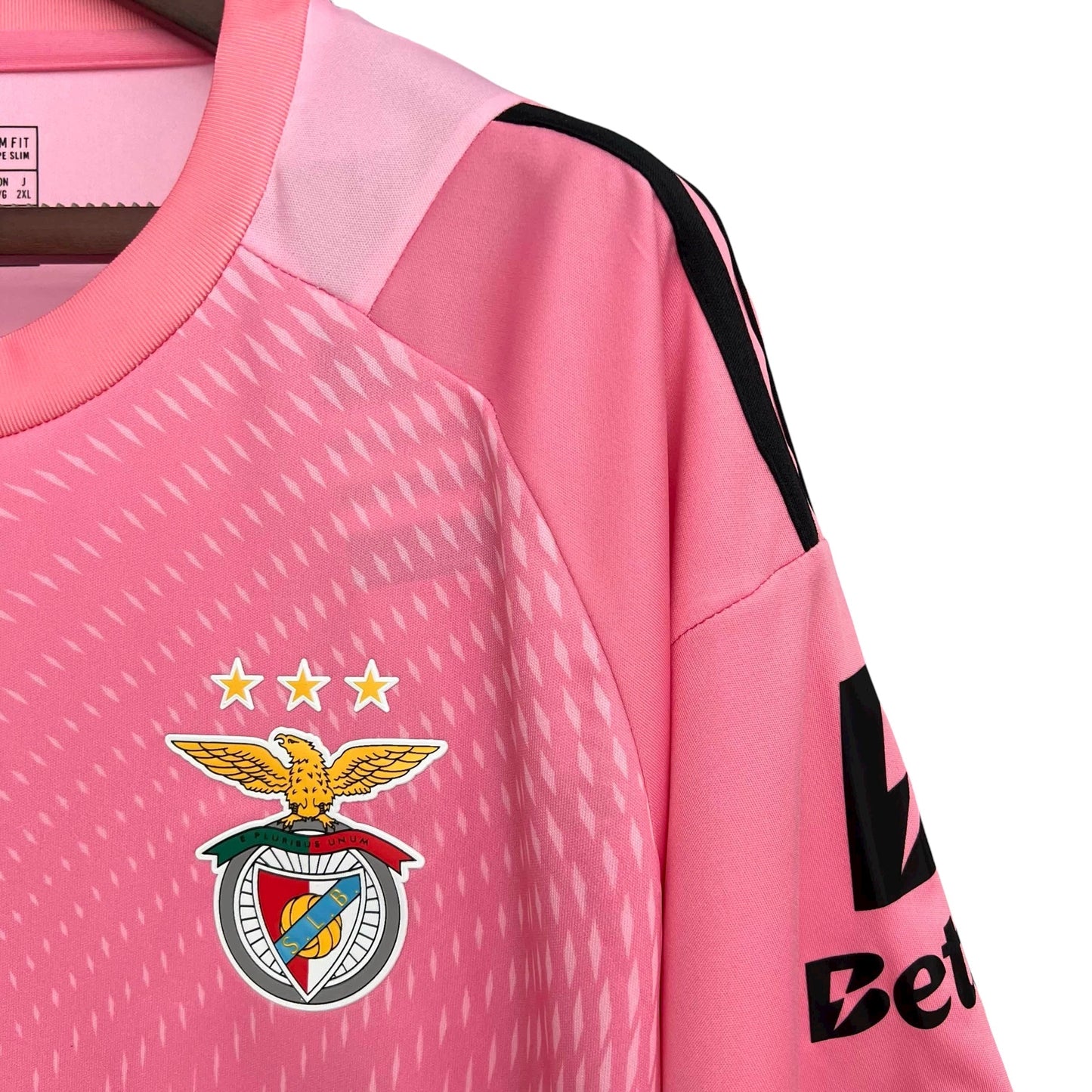 Conjunto infantil benfica guarda redes rosa 2025/26
