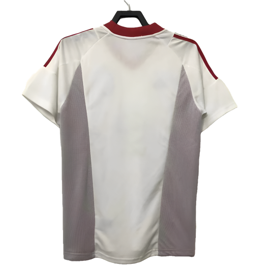 Camiseta de visitante del AC Milan 2002 II - Versión retro