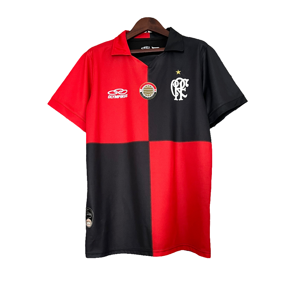 Camiseta local del centenario del Flamengo 2012 (versión retro)