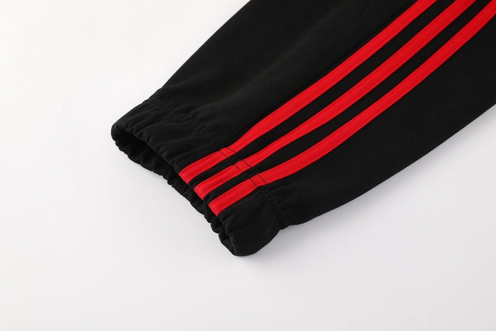 Manchester United 24/25 - Chándal con capucha