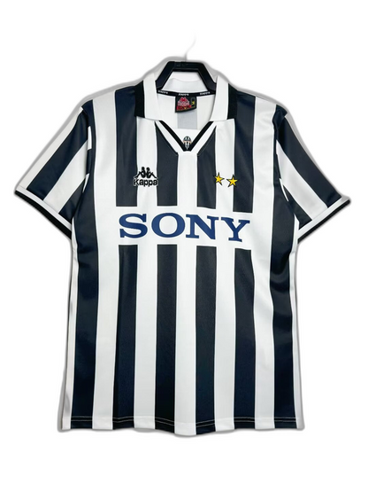 Camiseta local de la Juventus 95/96 - Versión retro