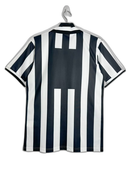 Camiseta local de la Juventus 95/96 - Versión retro