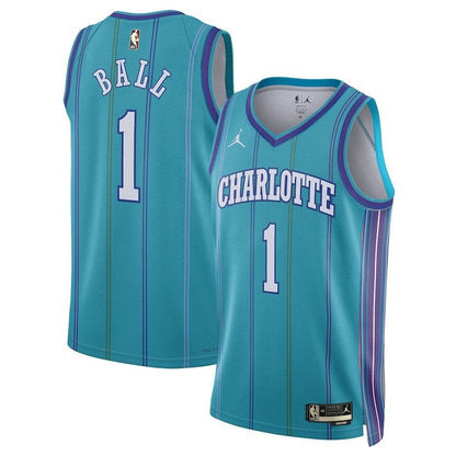 Camiseta unisex de la NBA LaMelo Ball de los Charlotte Hornets Jordan Brand 23/24 - Edición clásica - Verde azulado