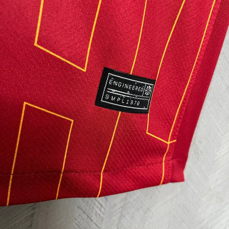 Camiseta local del Liverpool 24/25 (versión para aficionados)