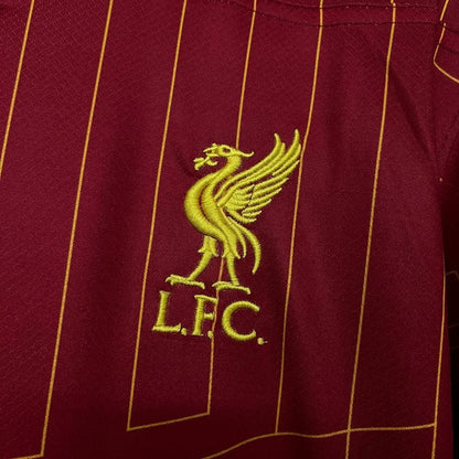 Camiseta local del Liverpool 24/25 (versión para aficionados)