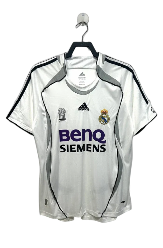 Camiseta local del Real Madrid 06/07 - Versión retro