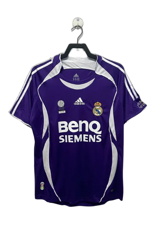Camiseta visitante del Real Madrid 06/07 II - Versión retro