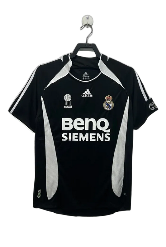 Camiseta del Real Madrid 06/07 Tercera - Versión Retro