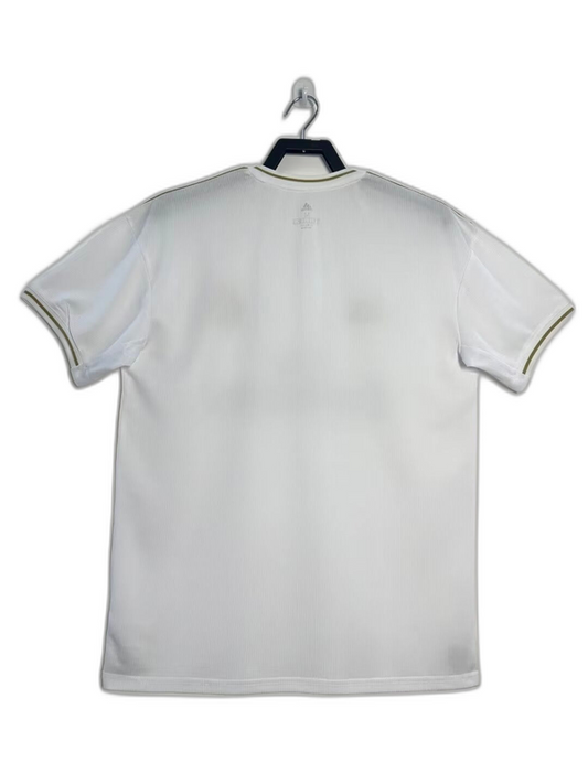 Camiseta local del Real Madrid 19/20 - Versión retro